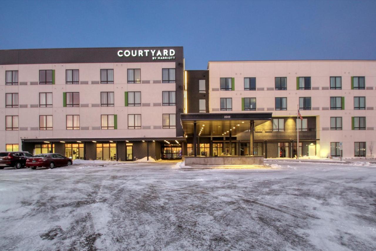 Hotel Courtyard By Marriott Fargo Exterior foto