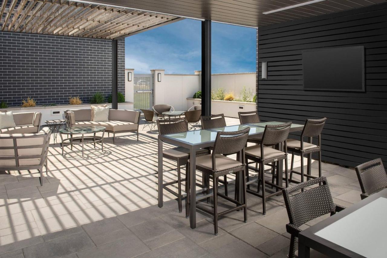Hotel Courtyard By Marriott Fargo Exterior foto