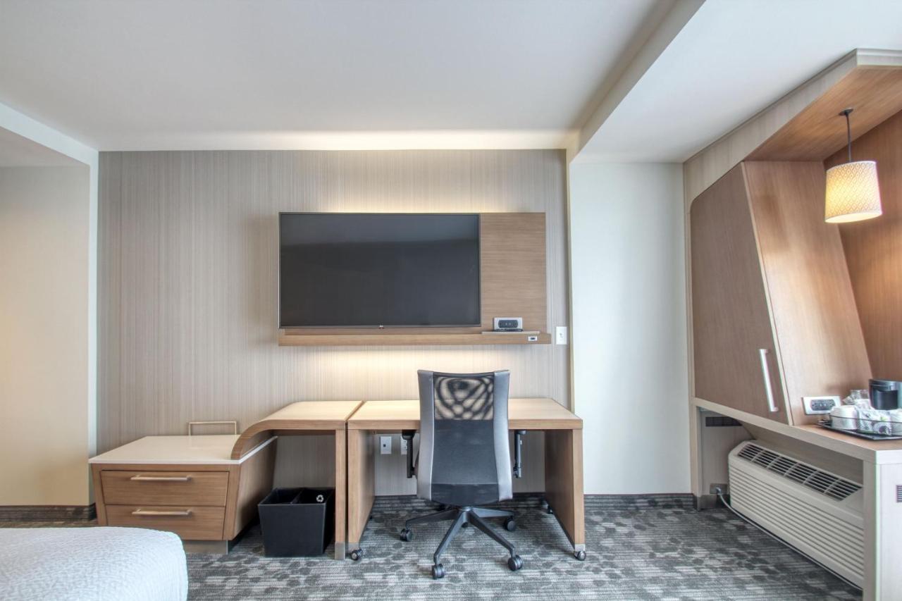 Hotel Courtyard By Marriott Fargo Exterior foto